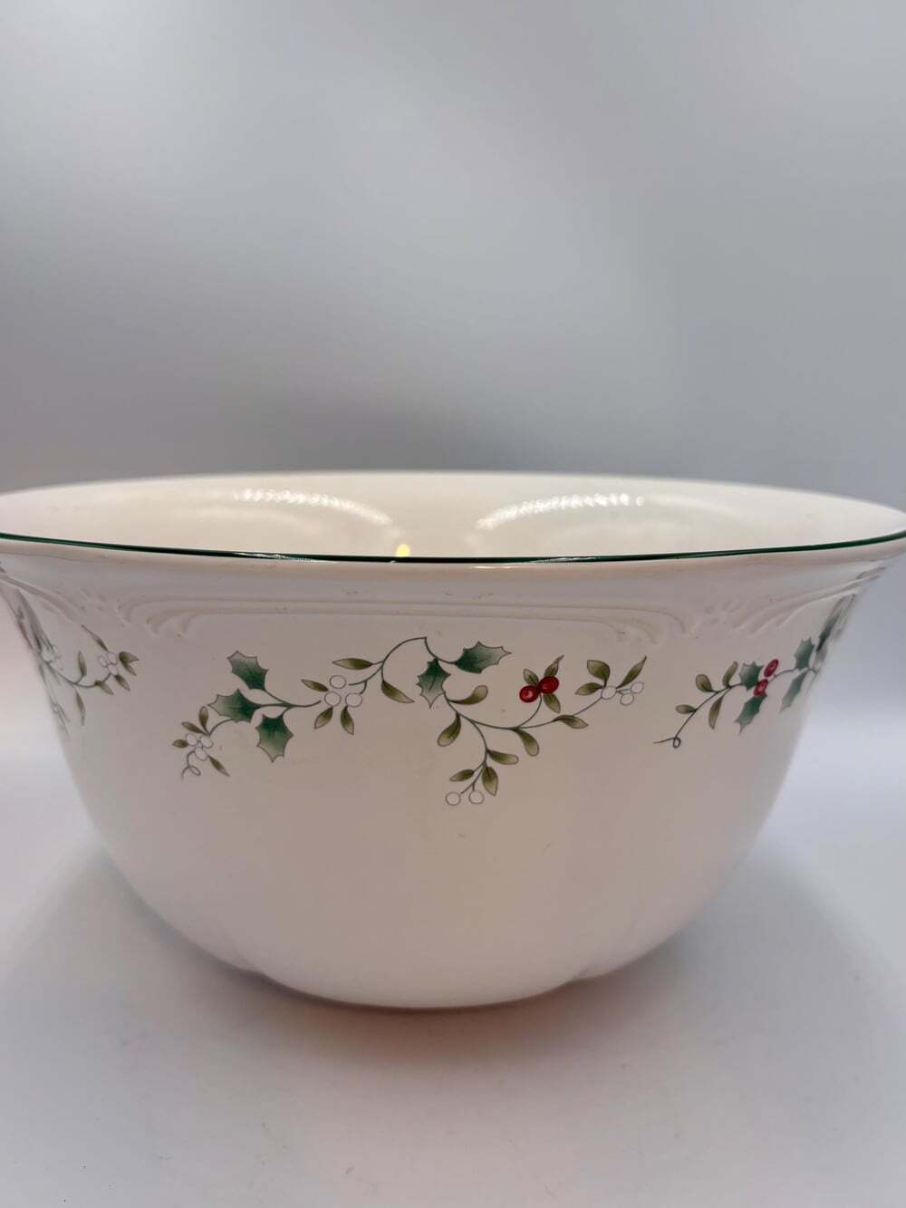 Pfaltzgraff Winterberry Large Serving Bowl • 11" • Holly Berry Christmas Pattern